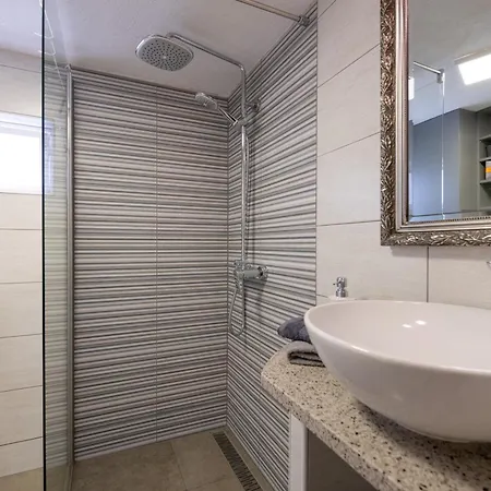 U Srcu Anticke Pule Пула