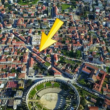 U Srcu Anticke Pule Apartamento Pula