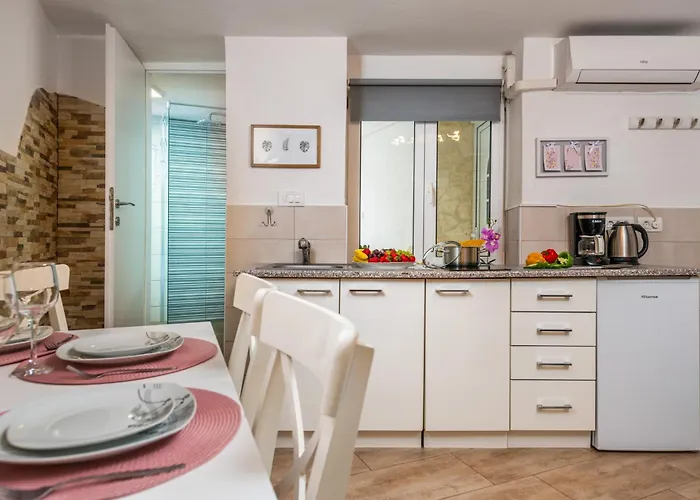 Apartmán U Srcu Anticke Pule